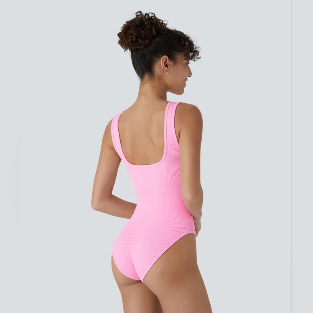 Halara Oneform Seamless Flow Square Neck Casual S… - image 3